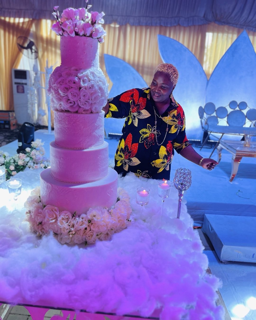 The Art of Custom Wedding Cakes in Abuja